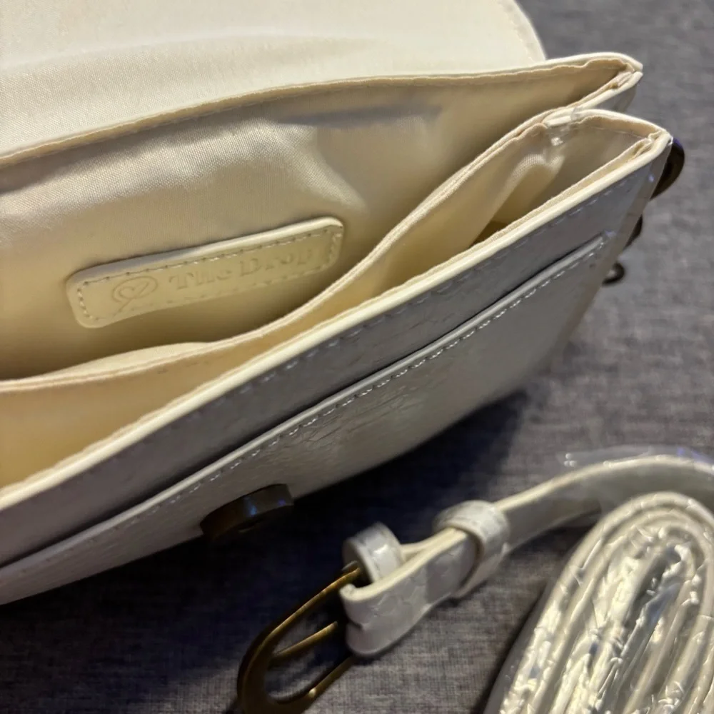 The Drop Women's Lara Chain Mini Crossbody Bag